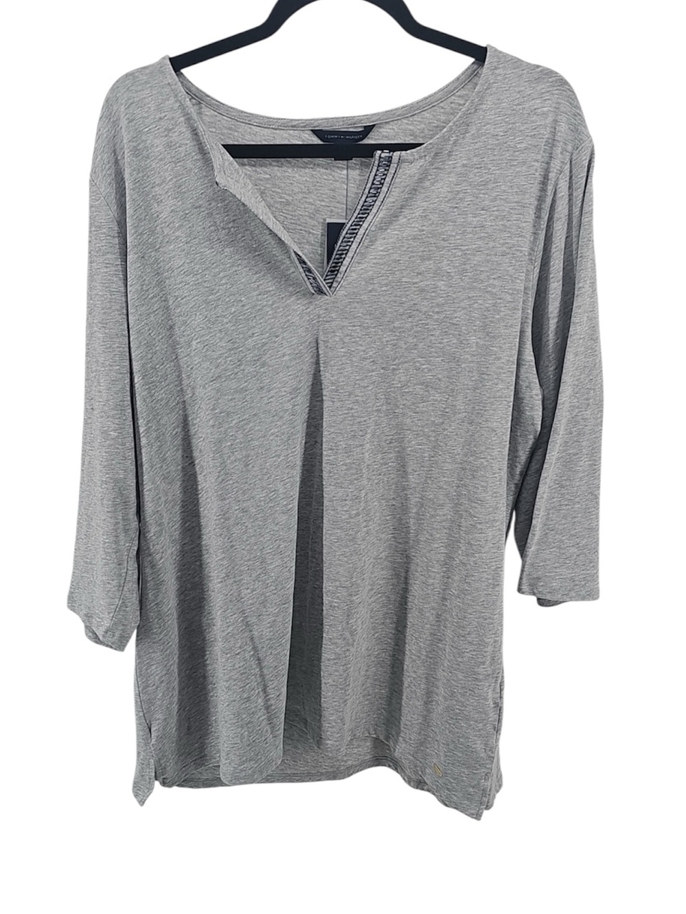 🍄 Tommy Hilfiger Lightweight Grey V-Neck Long Sleeve Top, Size XXL